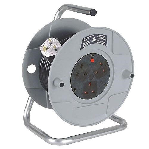 Cable Reel (240v, 3 Sockets, 25m Cable)