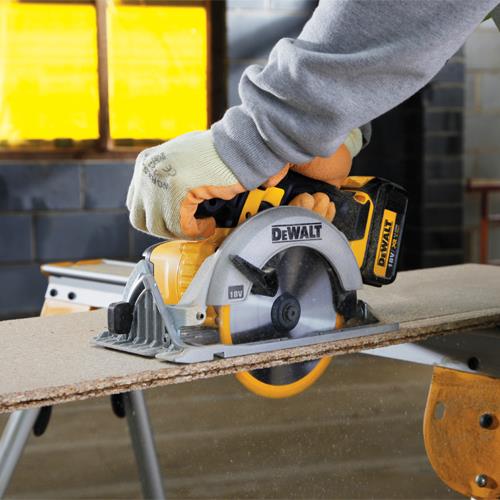 DeWalt DCS391P2 18V 165mm Circular Saw (2x 5Ah)