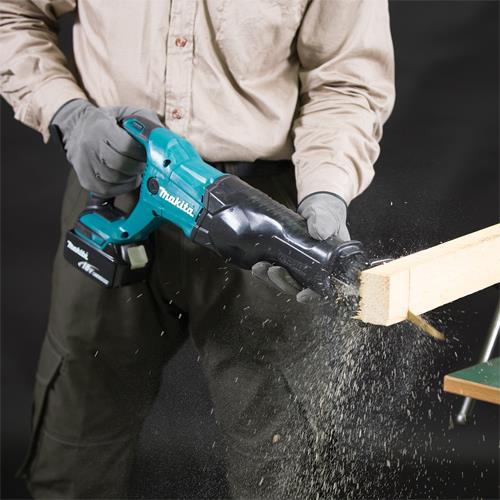 Makita DJR186 18V Heavy-duty Sabre Saw (Body)