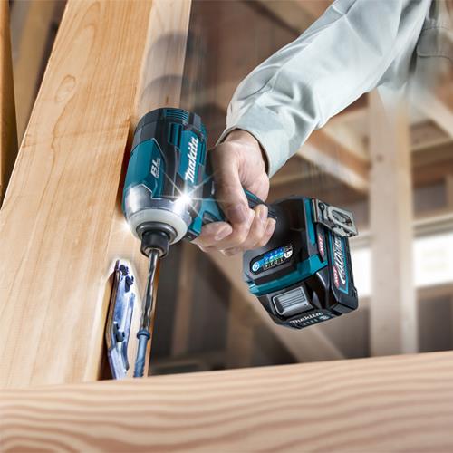 Makita DK0114G204 XGT 40V Combi Drill & Impact Driver Set (2x 2.5Ah)