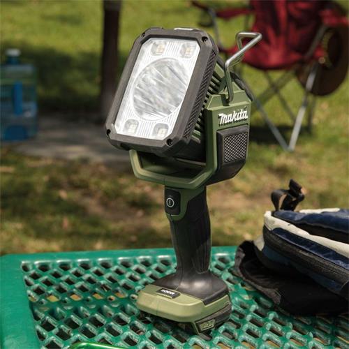 Makita DML812 14.4-18V 1250lm 4-mode LED Work Light (Body)