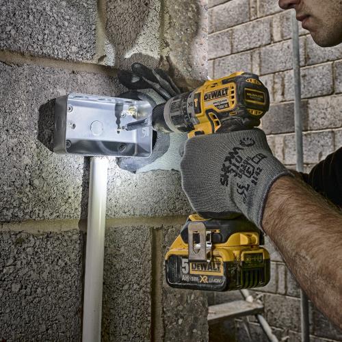 DeWalt DCD796P2 18V Compact Brushless Combi Drill (2x 5Ah)