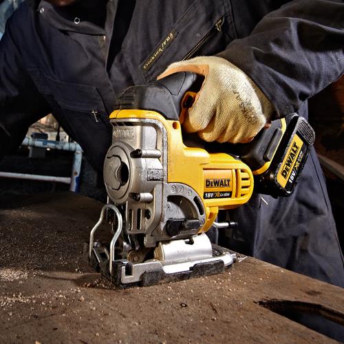 DeWalt DCS331P2 18V Jigsaw with 45° Bevel (2x 5Ah)