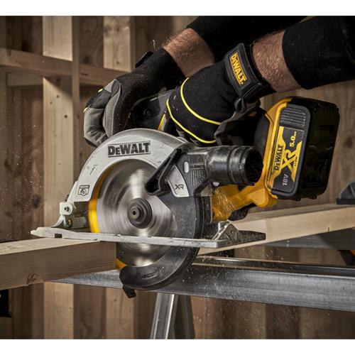 Dewalt DCS565 18V 165mm Circular Saw (Body)