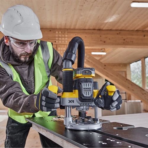 DeWalt DCW620 18V 1/2" 70mm Plunge Router (2x 5Ah Powerstack)