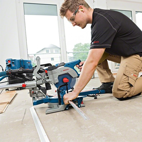 Bosch GCM8SDE 216mm 1600W Double-bevel Sliding Mitre Saw