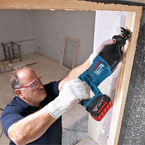 Bosch GSA18VLi 18V Recip Saw (2x 5Ah)