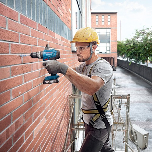 Bosch GSB18V-25 Combi Drill & GDR18V-215 Impact Driver (2x 2Ah)