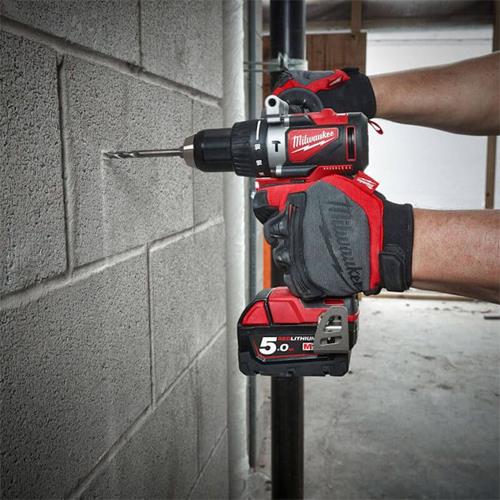 Milwaukee M18 BLPP2A2 18V Brushless Twin Pack (2x 5Ah)