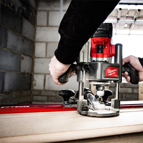 Milwaukee M18 Router Review  Makita 18v Router VS Milwaukee 18v Router 