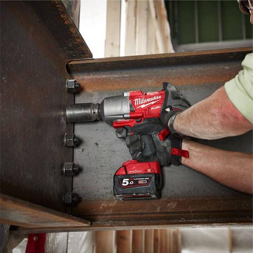 Milwaukee M18ONEFHIWF34 18V 3/4" 1627Nm ONE-KEY Impact Wrench (2x 5Ah)