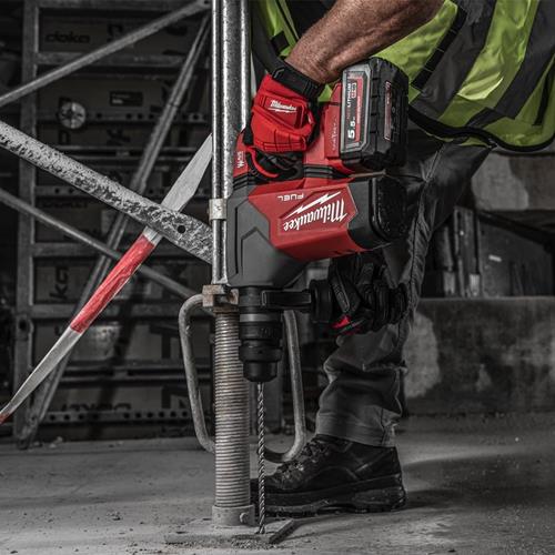 Milwaukee M18ONEFHPX 18V 32mm High-performance SDS Drill (2x 5.5Ah)