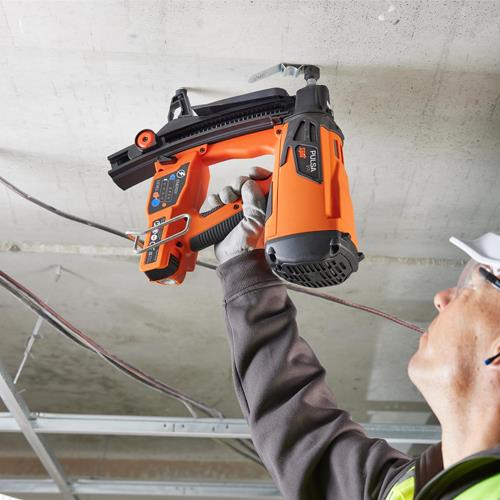 Spit Pulsa 27E Electrician Cable Fixing Nailer Starter Kit